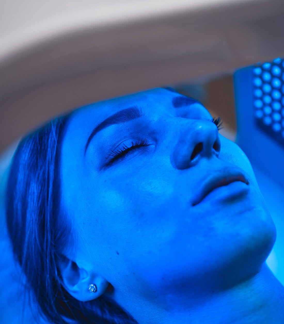 PDT LED Light Therapy Device With Seven Colors For Skin Rejuvenation
