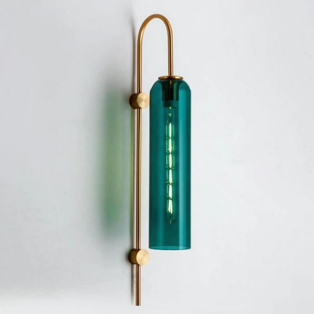 LumaClad Glas LED Vägglampa med Rökta Glastrådar i Blått och Vitt