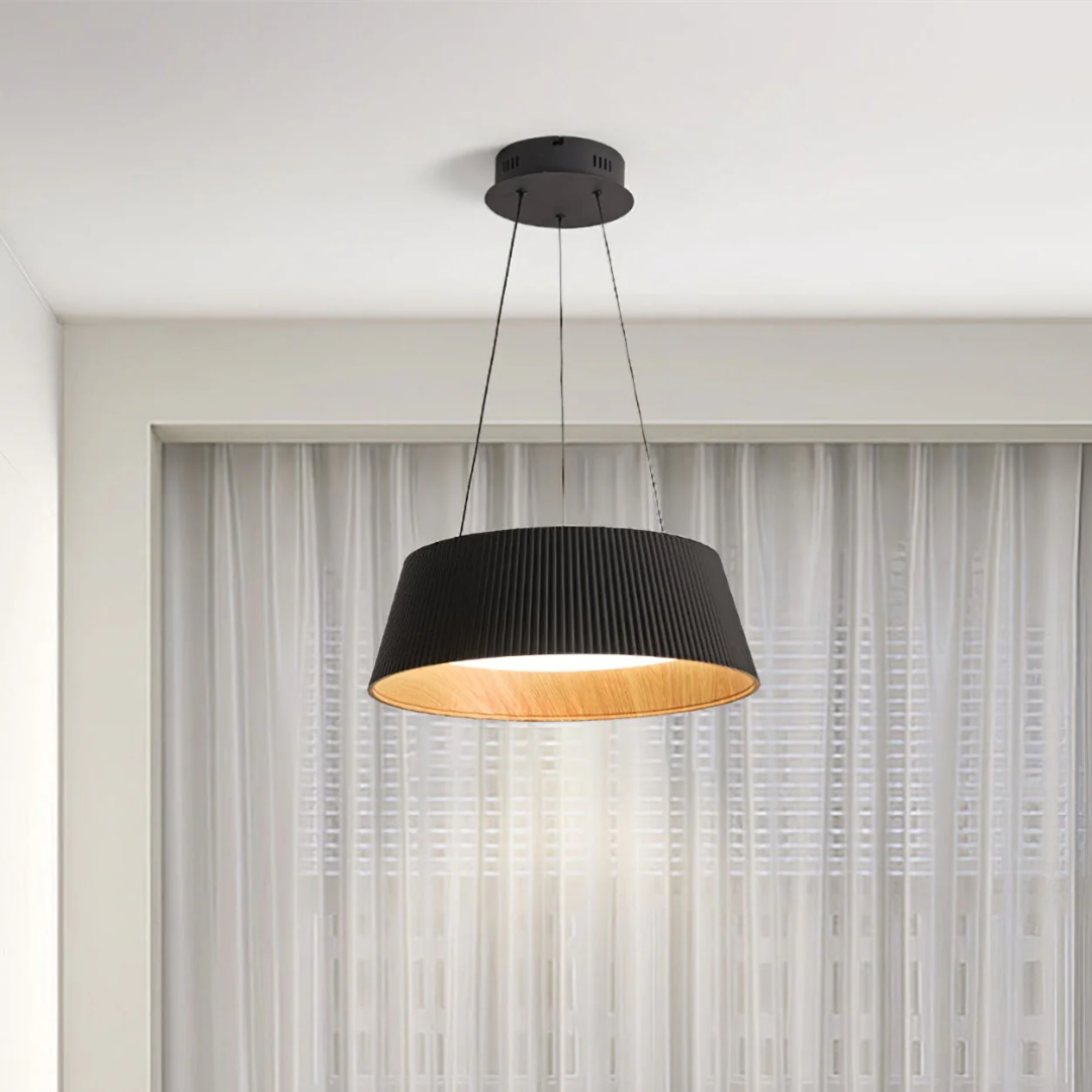 چراغ آویز مدرن LED اورلا با طراحی راه‌راه برای میز ناهارخوری