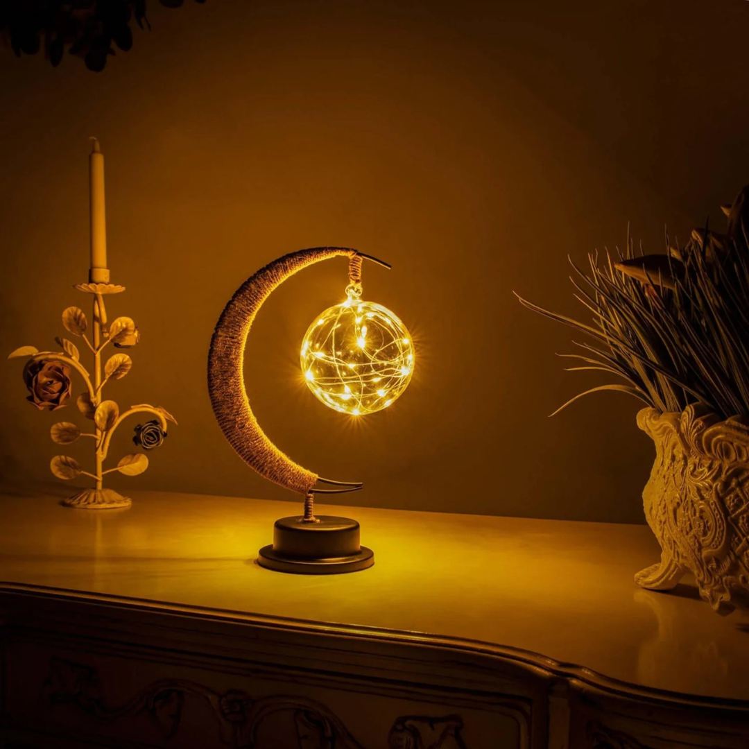 Lunara Rope Moon Tischlampe mit warmem Nachtlichtschein