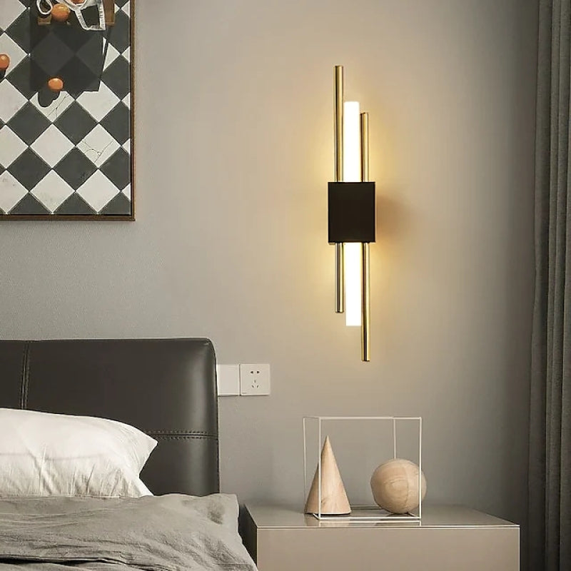 چراغ دیواری LumeNova NightGlow مشکی و طلایی LED برای اتاق خواب