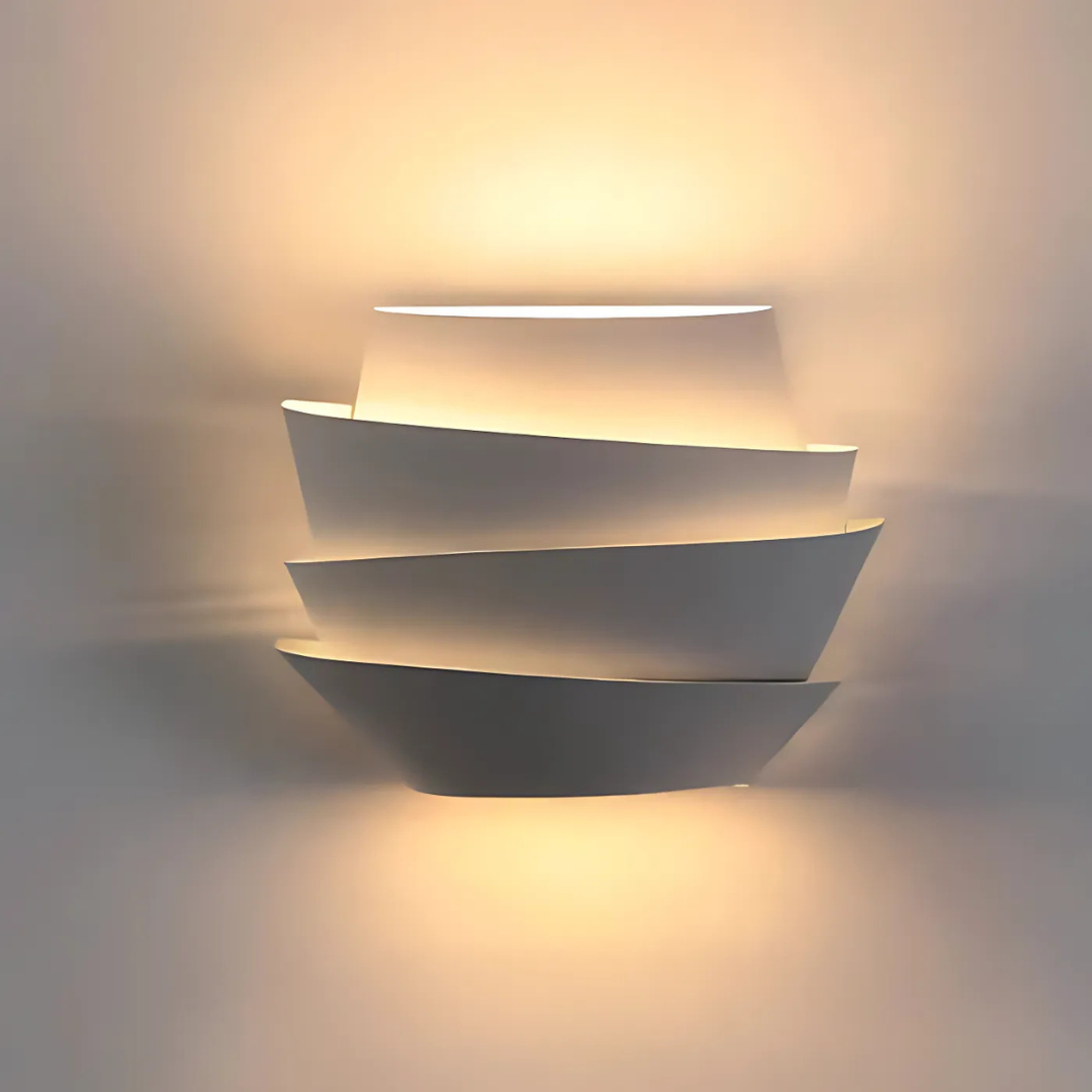 Aurelis železný rám geometrické LED nástěnné světlo s teplým světlem