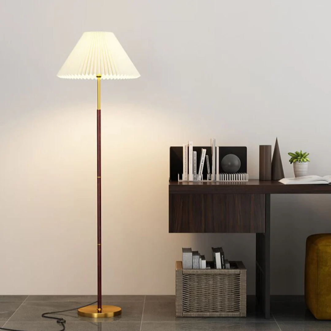 Aurea Reispapier-Stehlampe mit sanftem Umgebungslicht