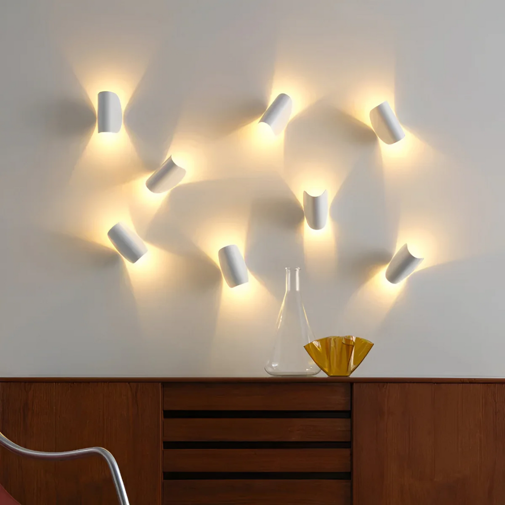 LumaArc otočné LED nástěnné světlo s nastavitelným teplým světlem