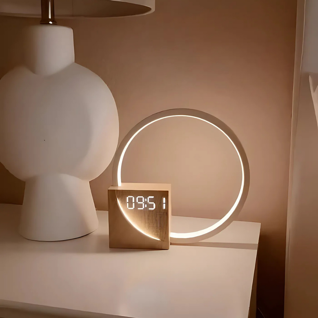 Lampa de masă LED multifuncțională AureaLume cu încărcător USB și ceas cu alarmă