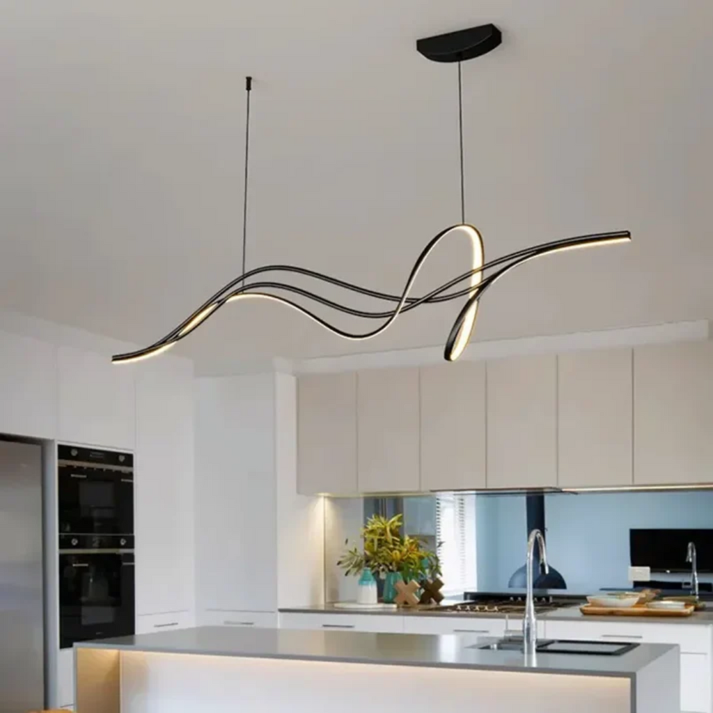 LuminaNova moderní závěsná lampa nad jídelní stůl