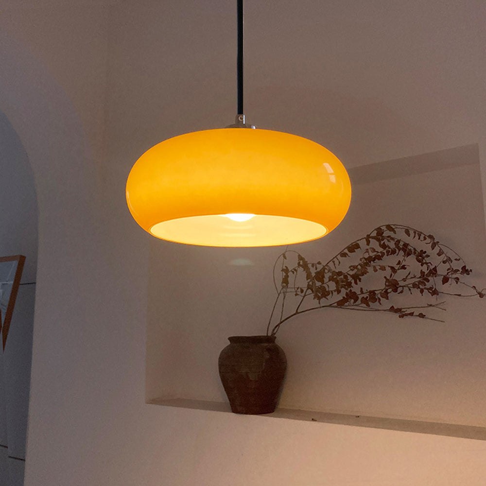 نولارا | چراغ آویز شیشه‌ای به شکل نان در رنگ‌های نارنجی و سفید