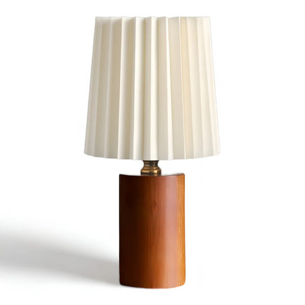 LumaRidge dřevěná LED stolní lampa s plisovaným stínidlem pro teplé světlo
