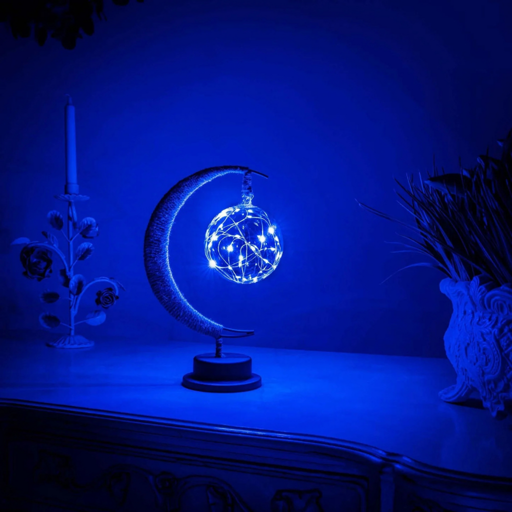 Lunara Rope Moon Tischlampe mit warmem Nachtlichtschein