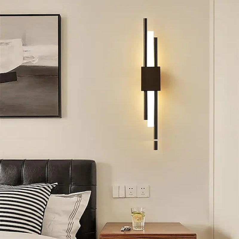 چراغ دیواری LumeNova NightGlow مشکی و طلایی LED برای اتاق خواب