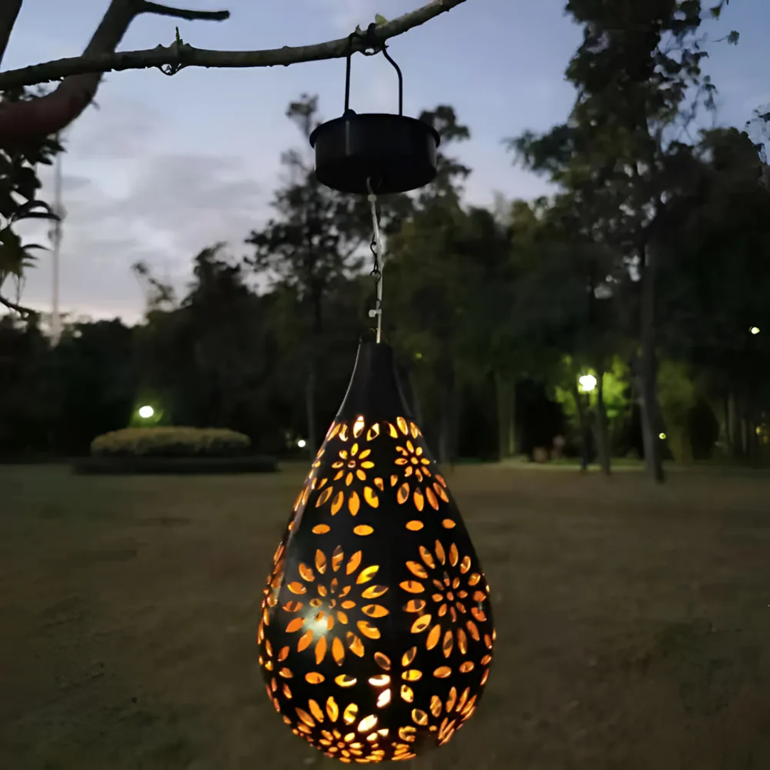 מנורת גן סולארית LyraLux מפלדת אל-חלד שחורה עם LED משקיעה עד עלות