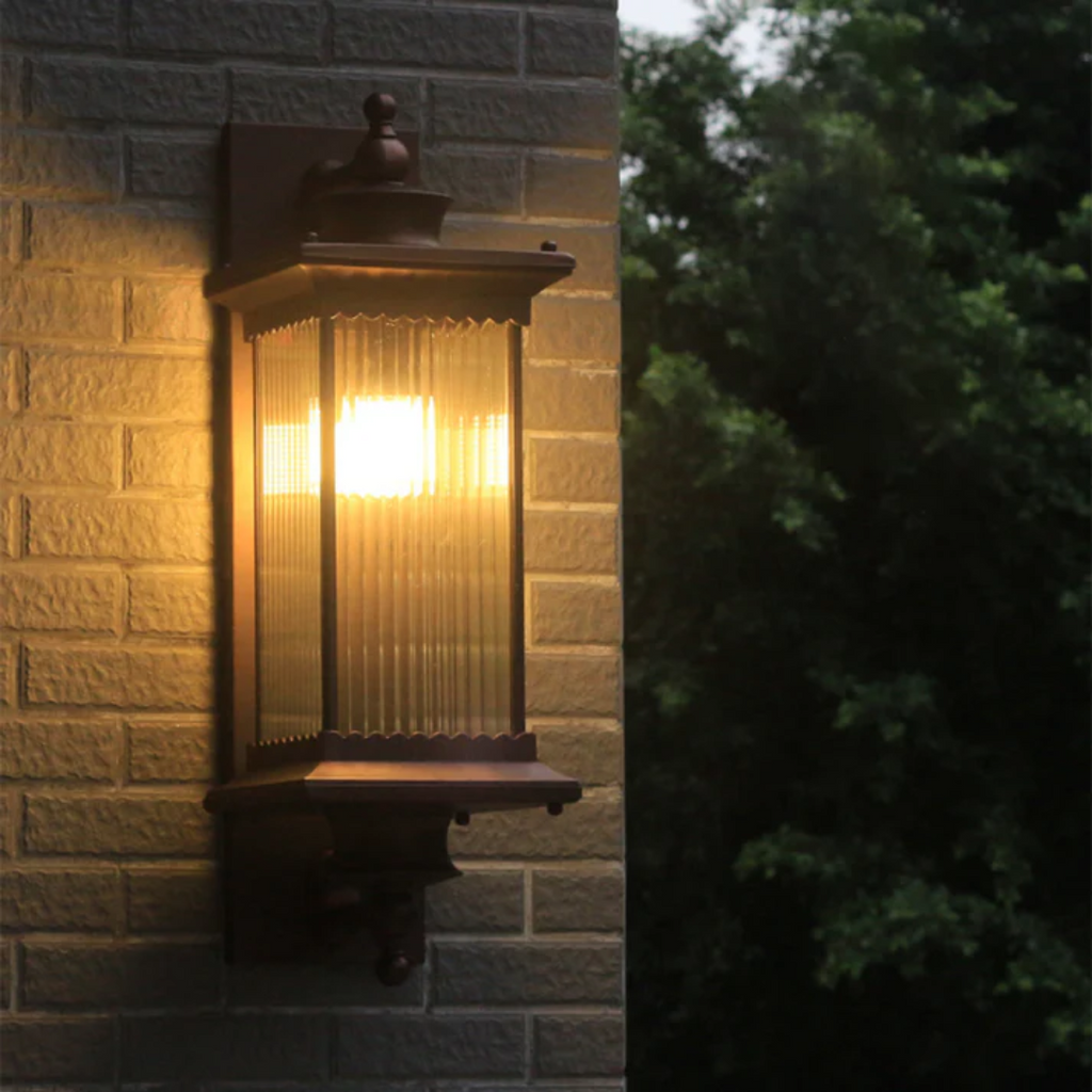 Cavellin Retro Outdoor Wall Light For Patio And Garden