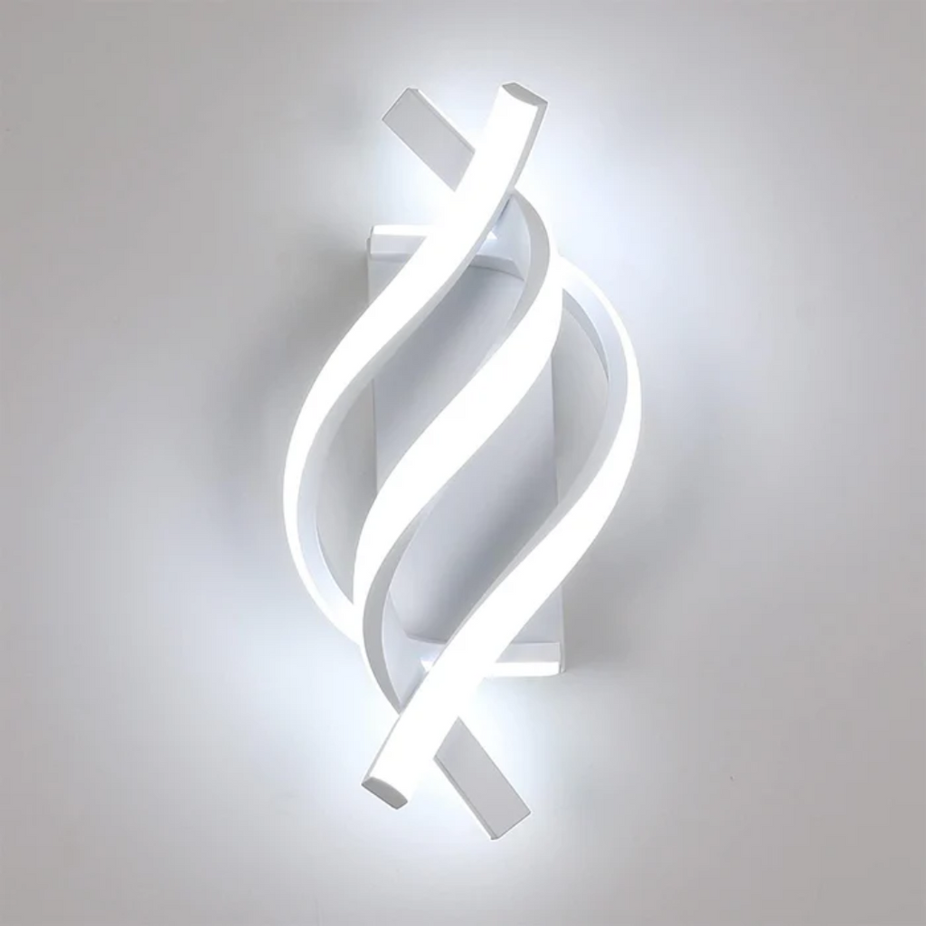 LumaAero Wall Light in Modern Aluminum for Living Rooms