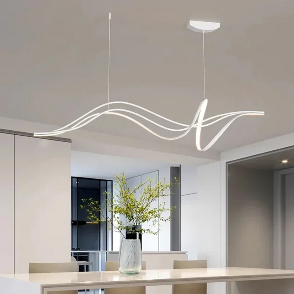 LuminaNova moderní závěsná lampa nad jídelní stůl