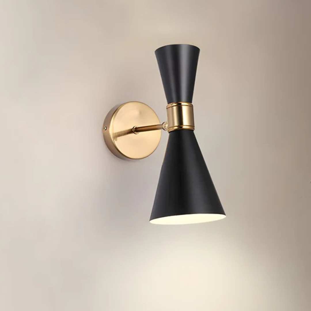 Vero Iron Lampada da Parete Minimalista Regolabile a LED con Attacco E27