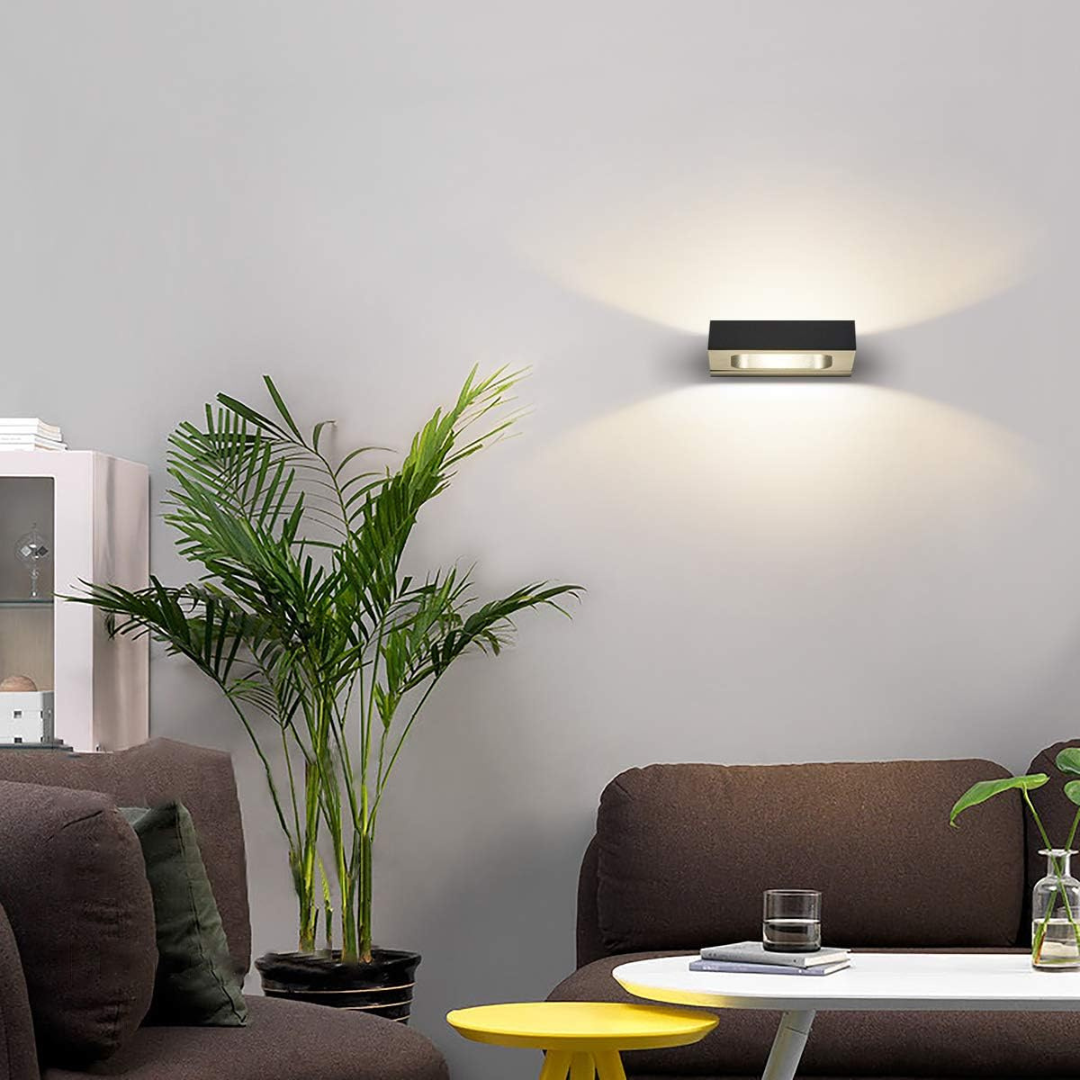 AureaLux Nastavitelná LED Nástěnná Lampa s Otočnou Hlavou o 360 Stupňů pro Obývací Pokoj