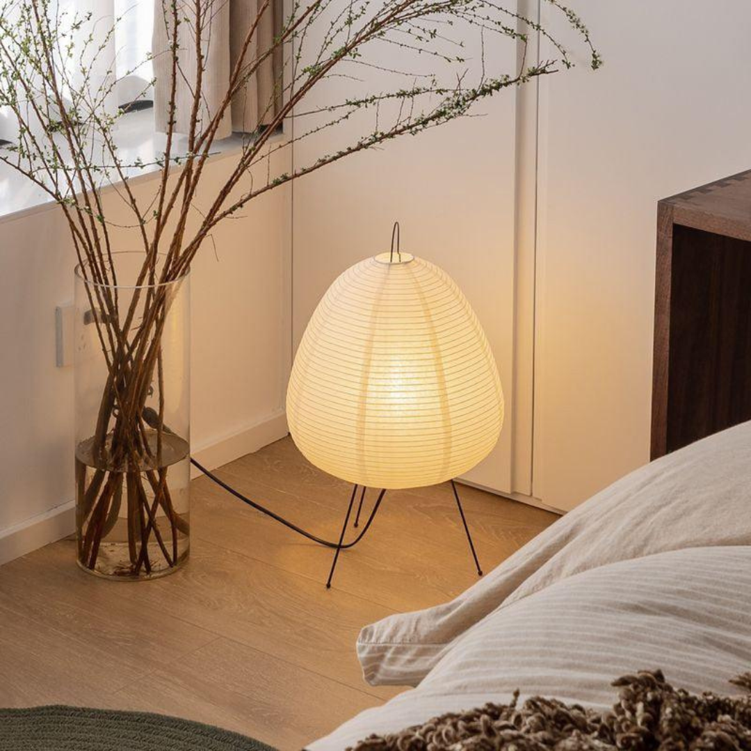 Stojací lampa KireiLuma s rýžovým papírovým stínidlem a bambusovým rámem