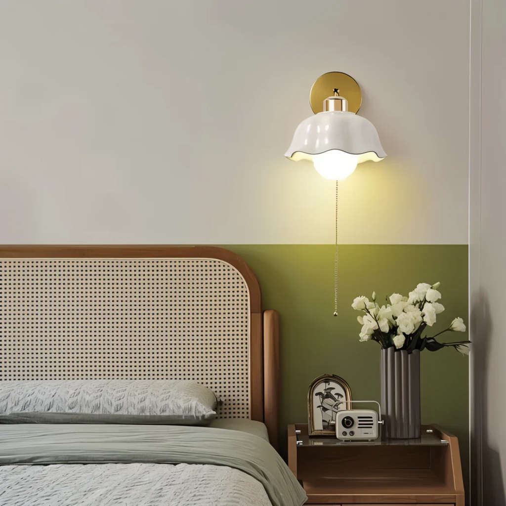 FloraNova LED nástěnná lampa pro elegantní vnitřní prostory