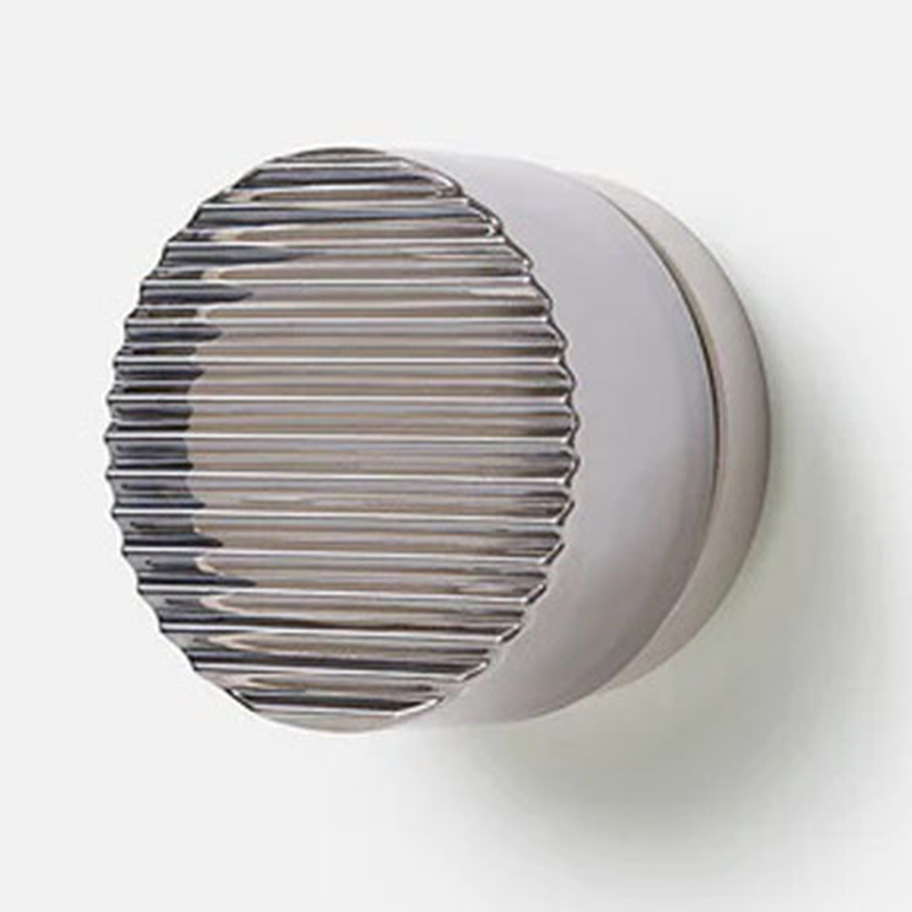 Lampada da parete LED rotonda moderna con diffusore in vetro satinato per uso interno ed esterno