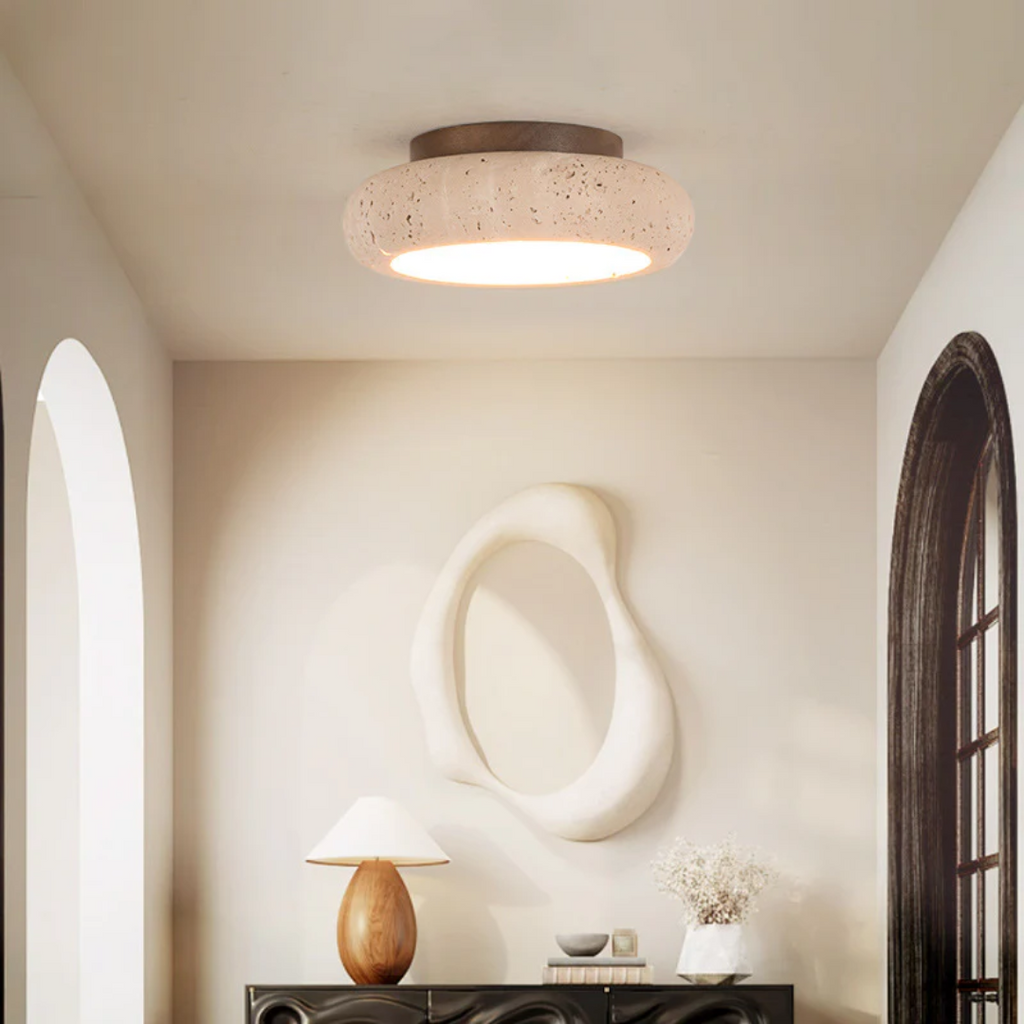 Novaera | Retro loftlampe i gul travertin for varme og karakter