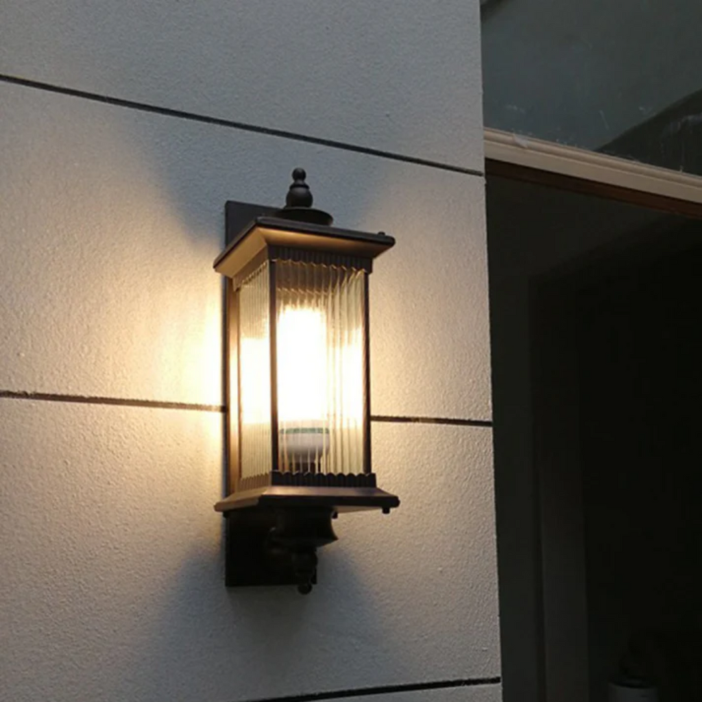 Cavellin Retro Outdoor Wall Light For Patio And Garden