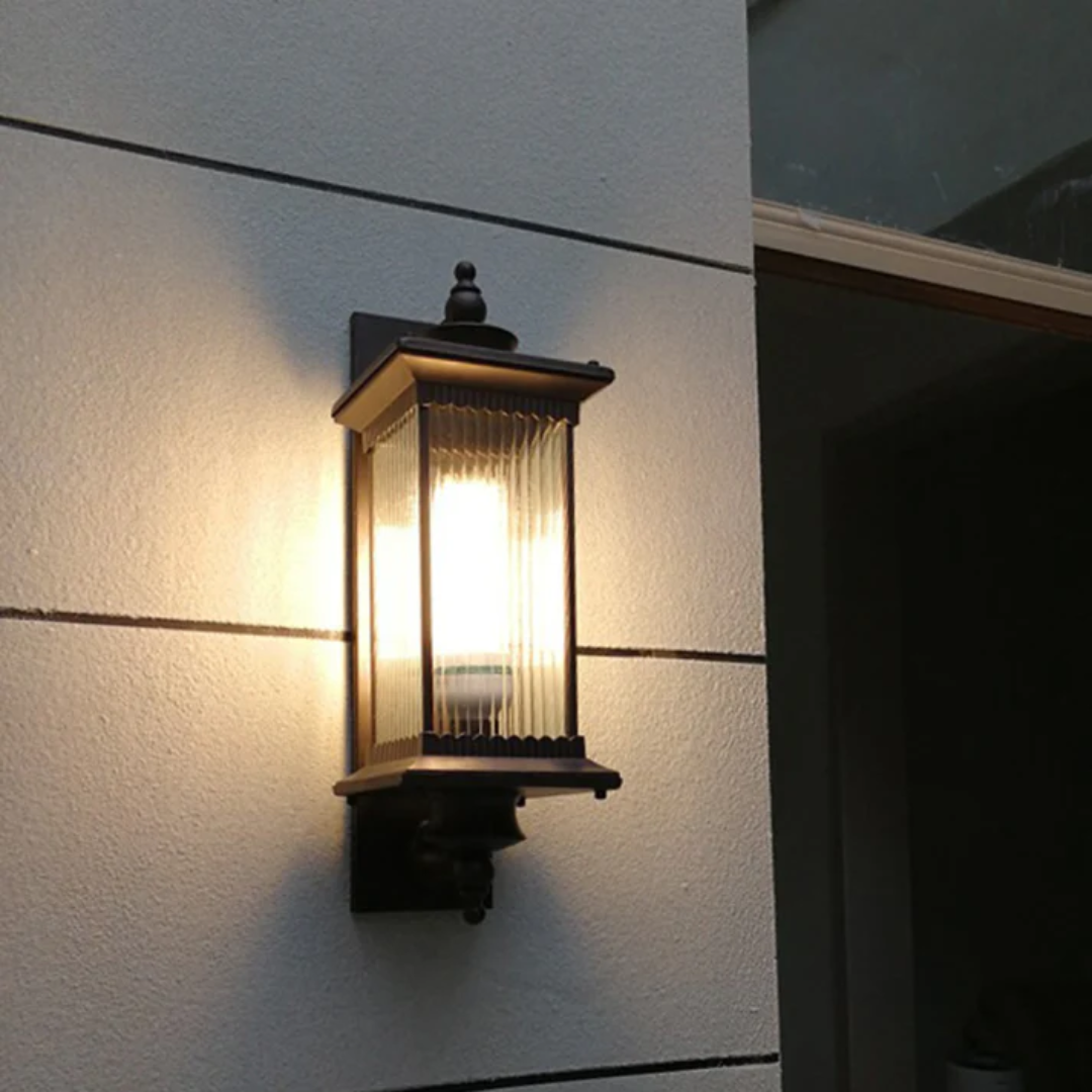 Cavellin Retro Outdoor Wall Light For Patio And Garden