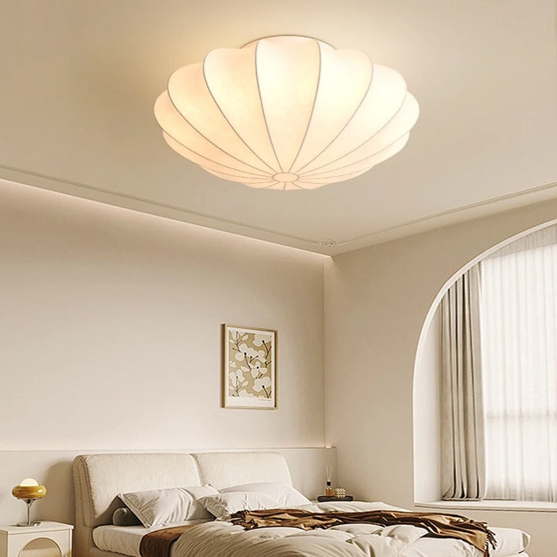 Kireli Silk Deckenleuchte mit japanisch inspiriertem warmem Lichtschein