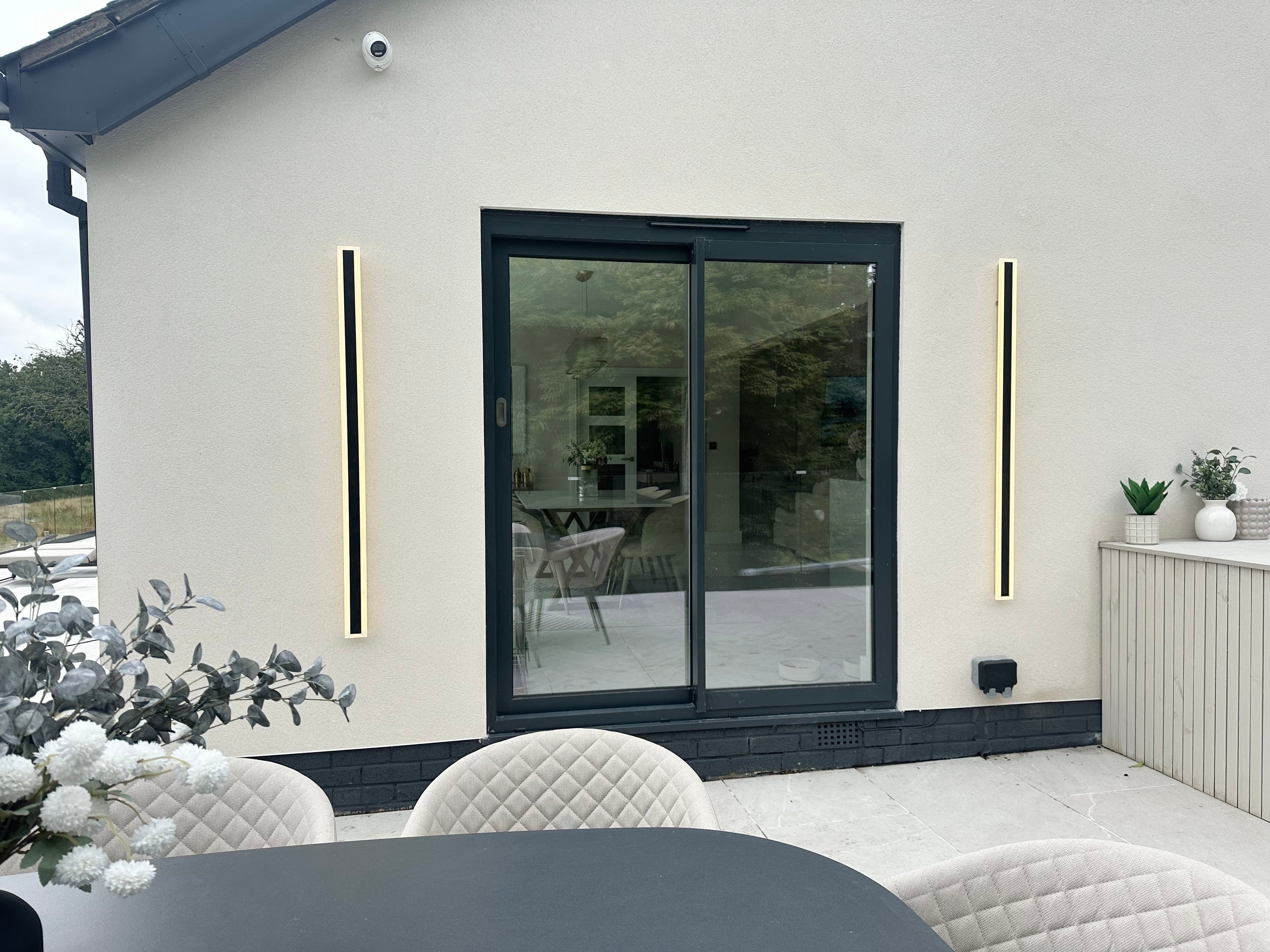 AstraLux Aluminum Long Strip Outdoor LED Wall Light for Exterior