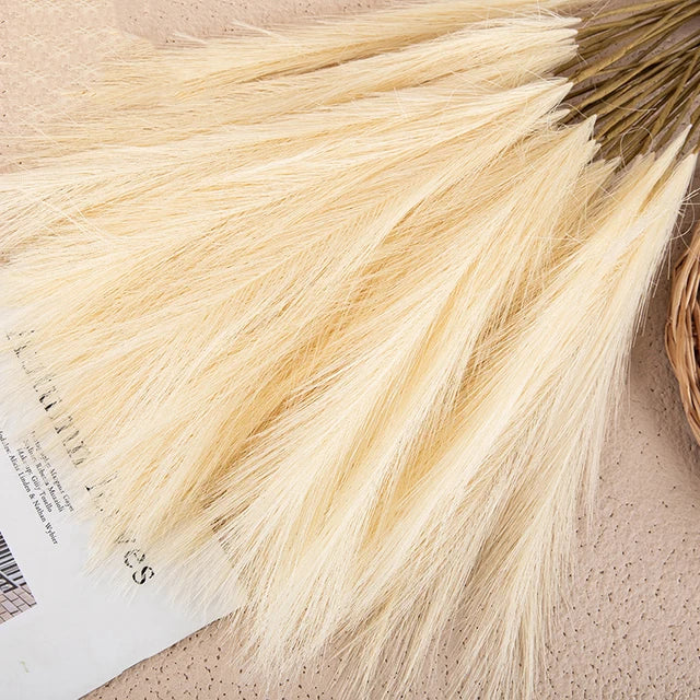 AuroraNest Pampas Artificial Flowers for Soft Natural Decor