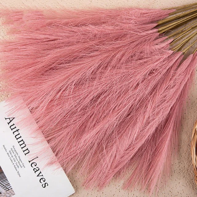 AuroraNest Pampas Artificial Flowers for Soft Natural Decor