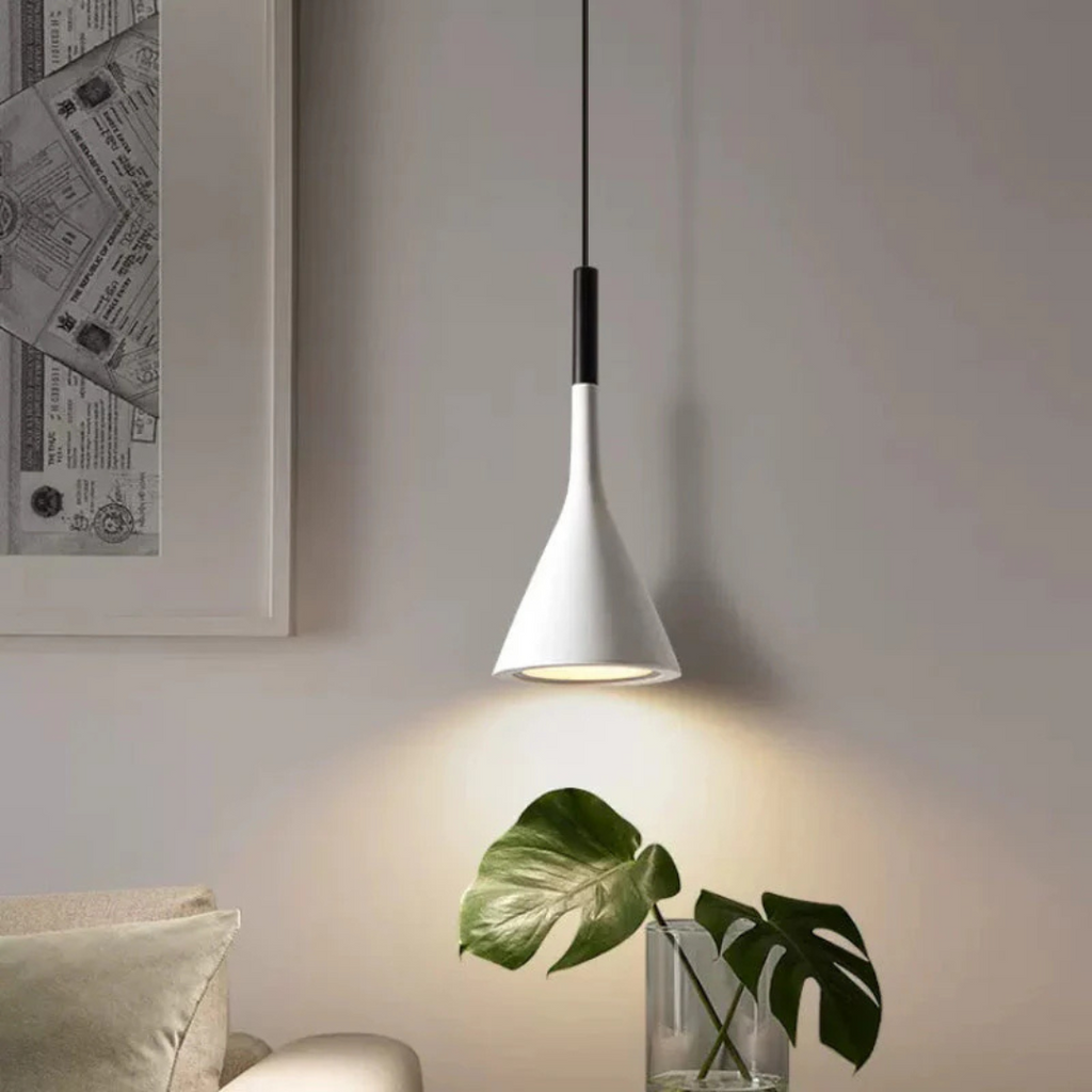 Lindra Væglampe med Minimalistisk Skandinavisk Stemningsbelysning
