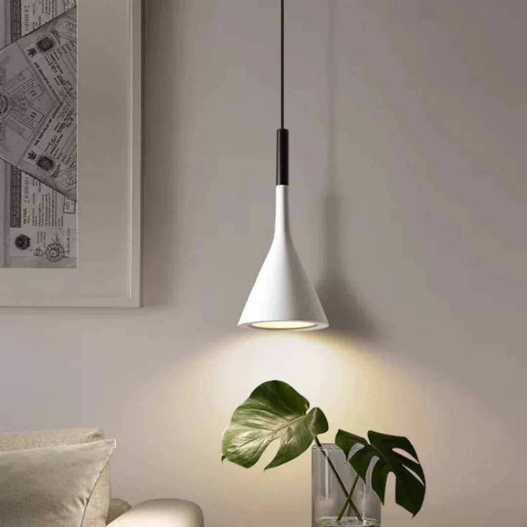 Lindra Væglampe med Minimalistisk Skandinavisk Stemningsbelysning