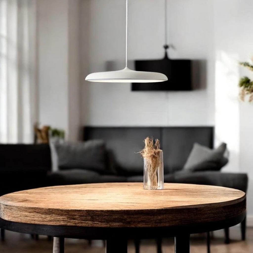 Závěsné svítidlo Aurelior Nordic pro jídelnu v luxusním skandinávském stylu