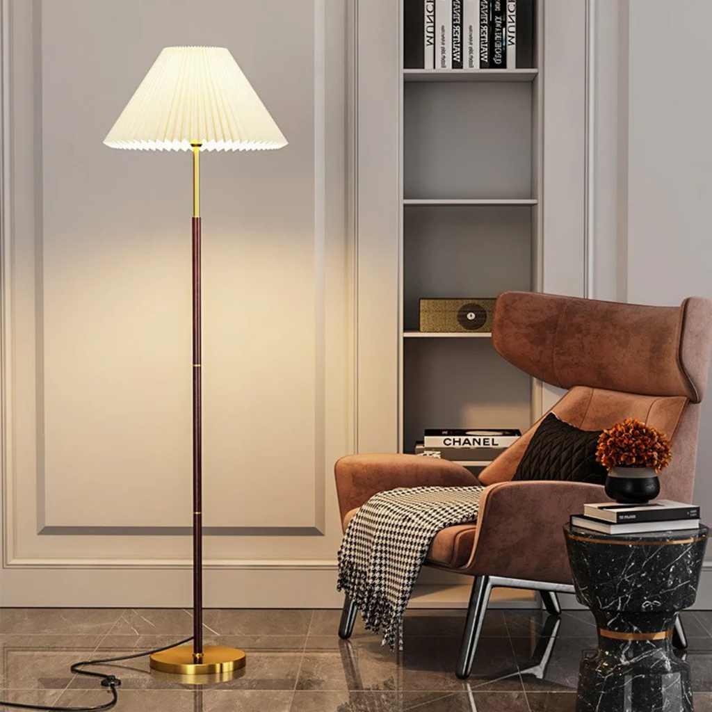 Aurea Reispapier-Stehlampe mit sanftem Umgebungslicht