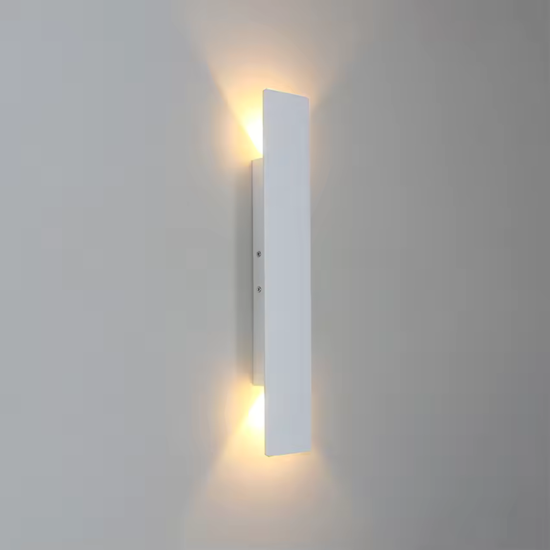Nyora Weatherproof Aluminum Outdoor Wall Light For Exteriors