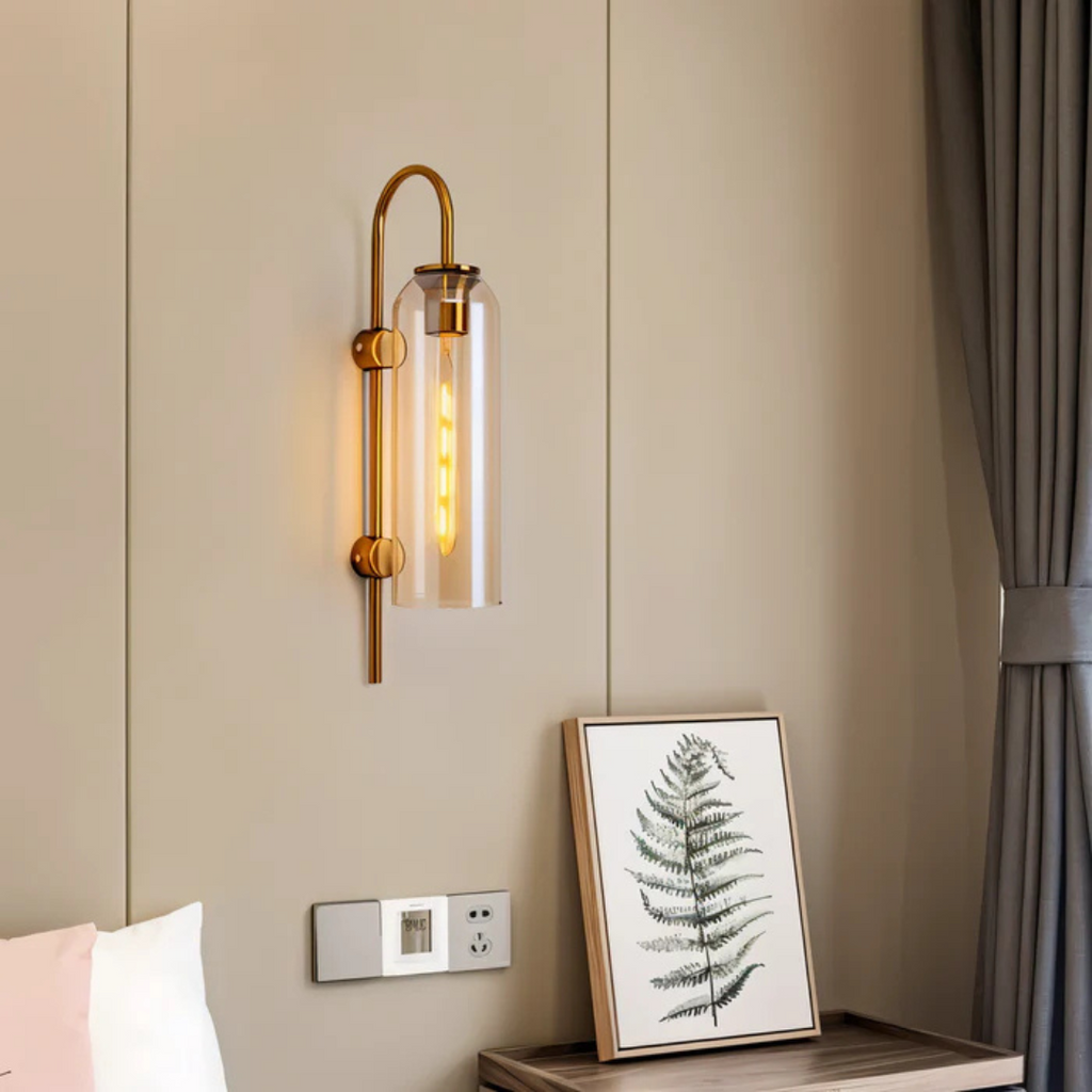 LumaClad Glas LED Vägglampa med Rökta Glastrådar i Blått och Vitt