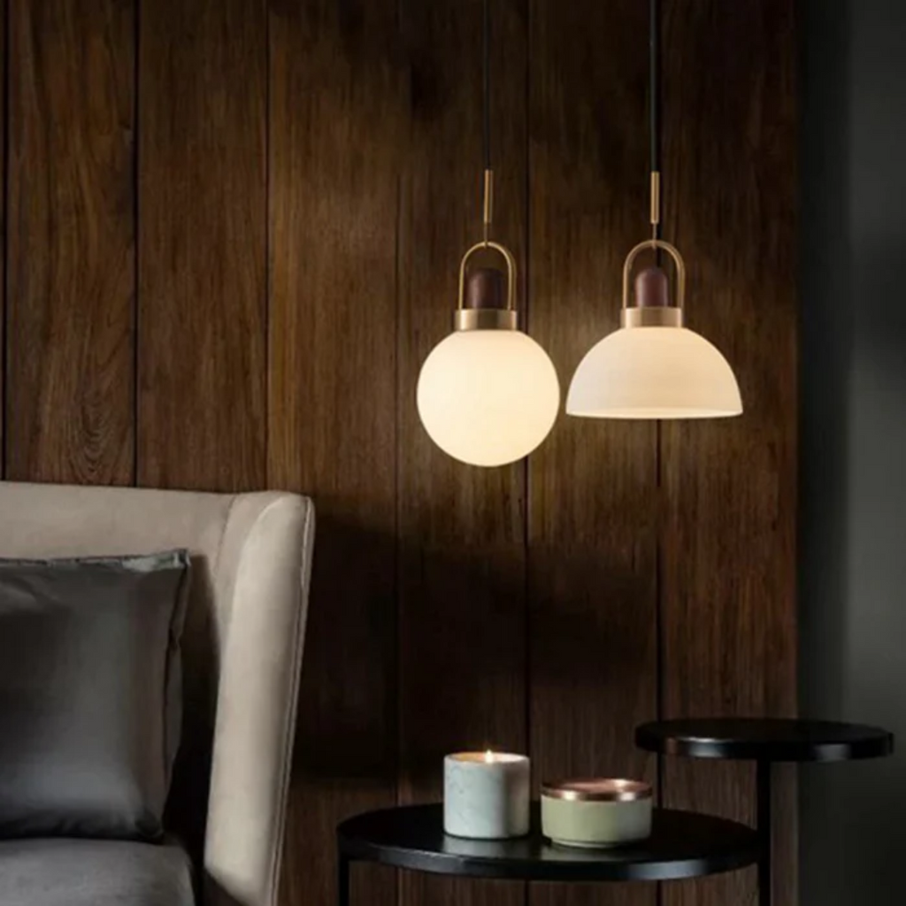 Lampa wisząca Lyra Glass Mood Ball z miedzianymi akcentami do jadalni