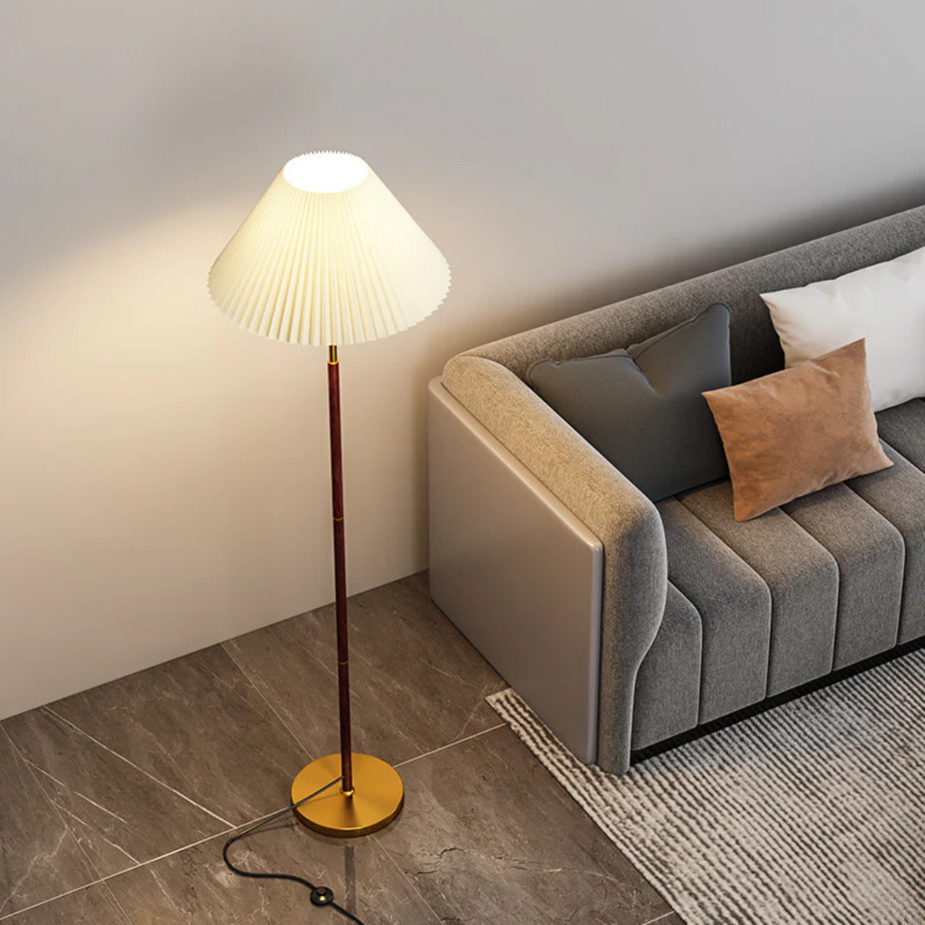 Aurea Reispapier-Stehlampe mit sanftem Umgebungslicht
