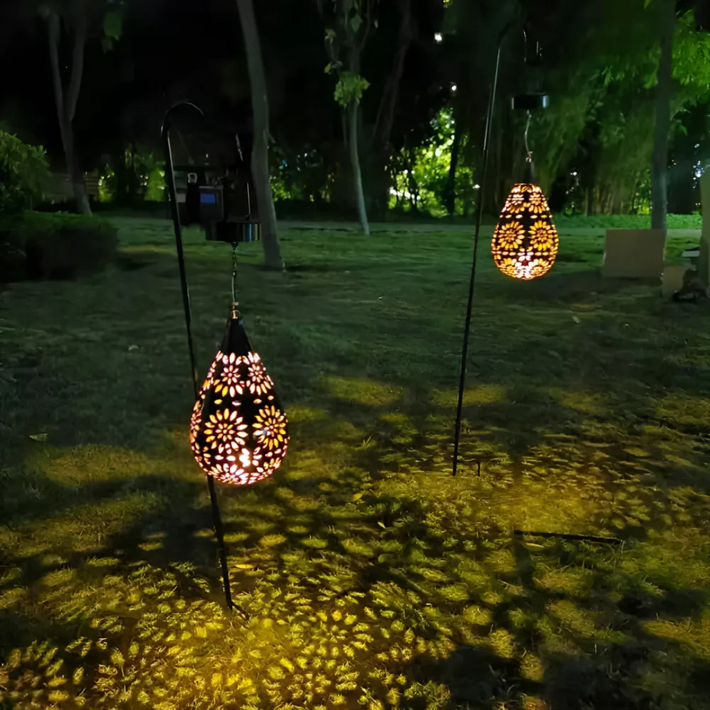מנורת גן סולארית LyraLux מפלדת אל-חלד שחורה עם LED משקיעה עד עלות