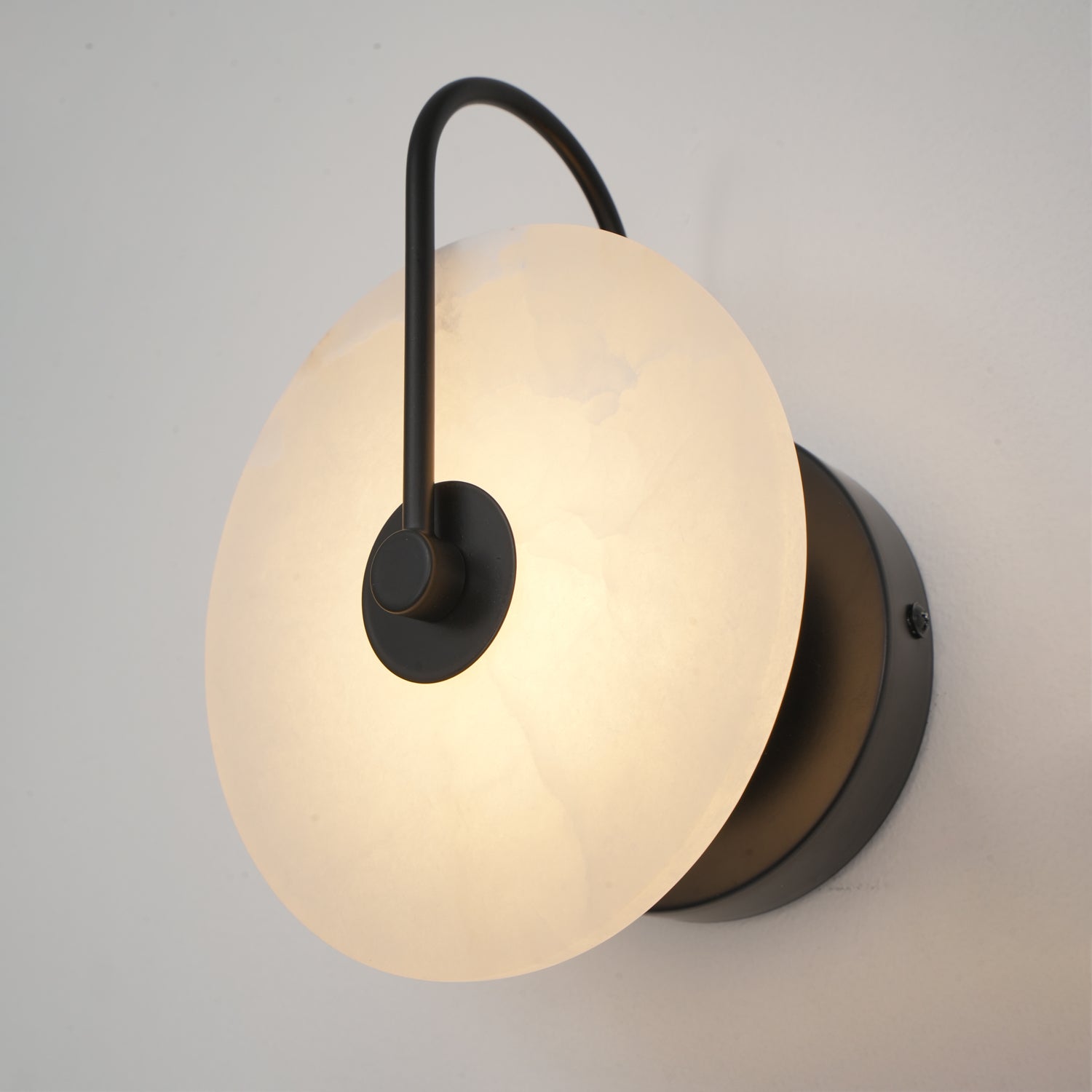 Nivora LED nástěnná lampa s teplým ambientním světlem