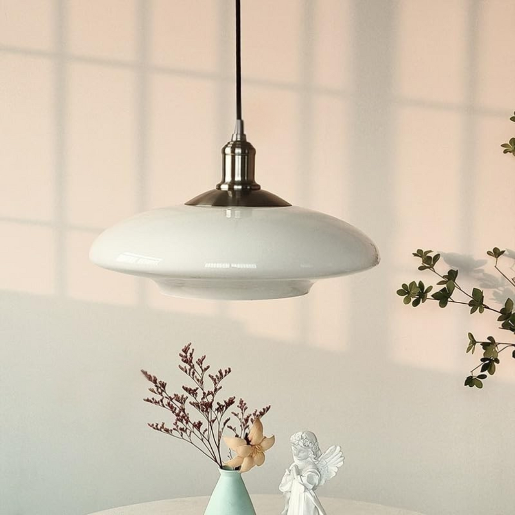 Závěsná skleněná lampa Aureli do jídelny a kuchyně