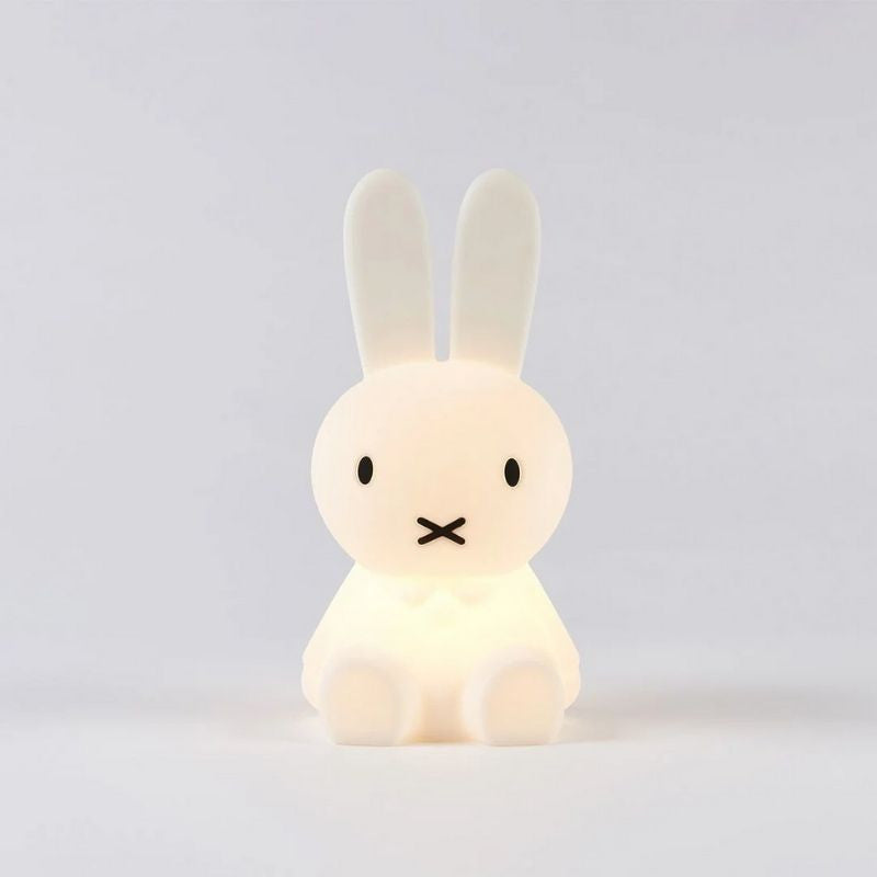 Lampada da tavolo CozyGlow con luce notturna per camere dei bambini, luce soffusa