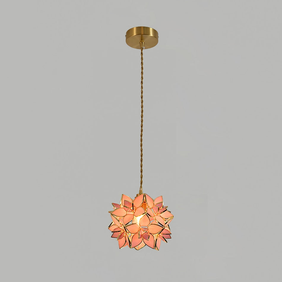 Závěsná lampa z mušle Capiz ručně vyrobená pro moderní a klasické interiéry