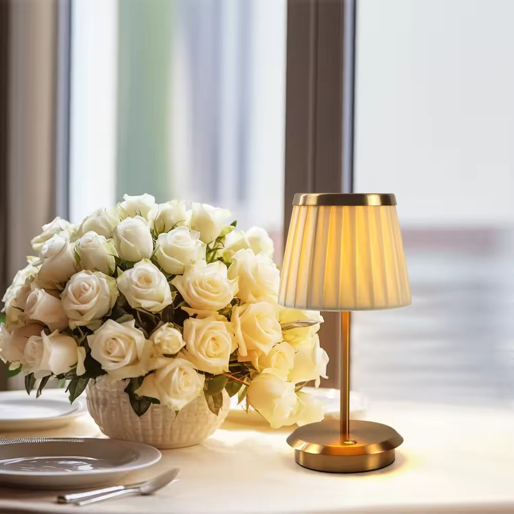 AuroraNook Classic Lamp With Iron Frame And Fabric Shade