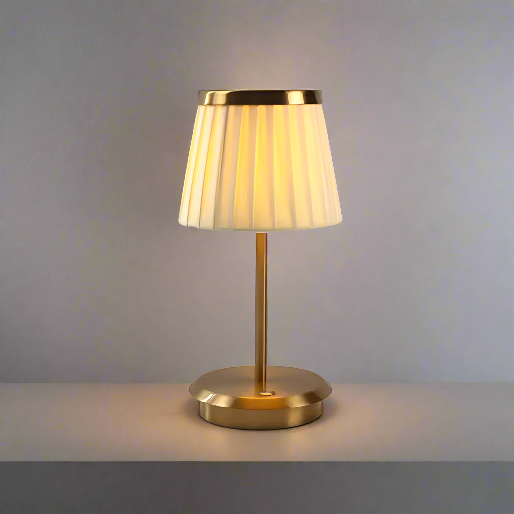 AuroraNook Classic Lamp With Iron Frame And Fabric Shade