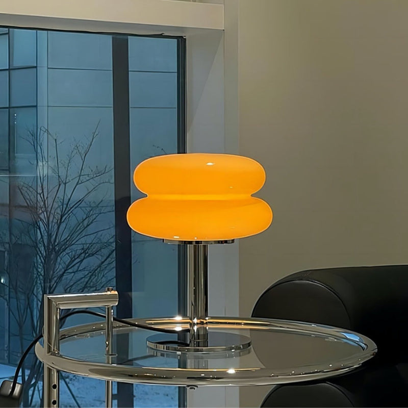 Lampa stołowa LumaStack w stylu Bauhaus z kolorowego szkła z układem cylindrów w stos