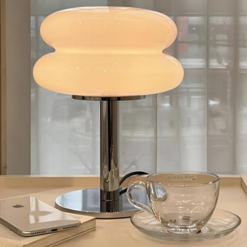 Lampa stołowa LumaStack w stylu Bauhaus z kolorowego szkła z układem cylindrów w stos