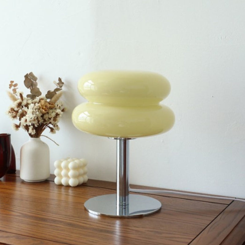Lampa stołowa LumaStack w stylu Bauhaus z kolorowego szkła z układem cylindrów w stos