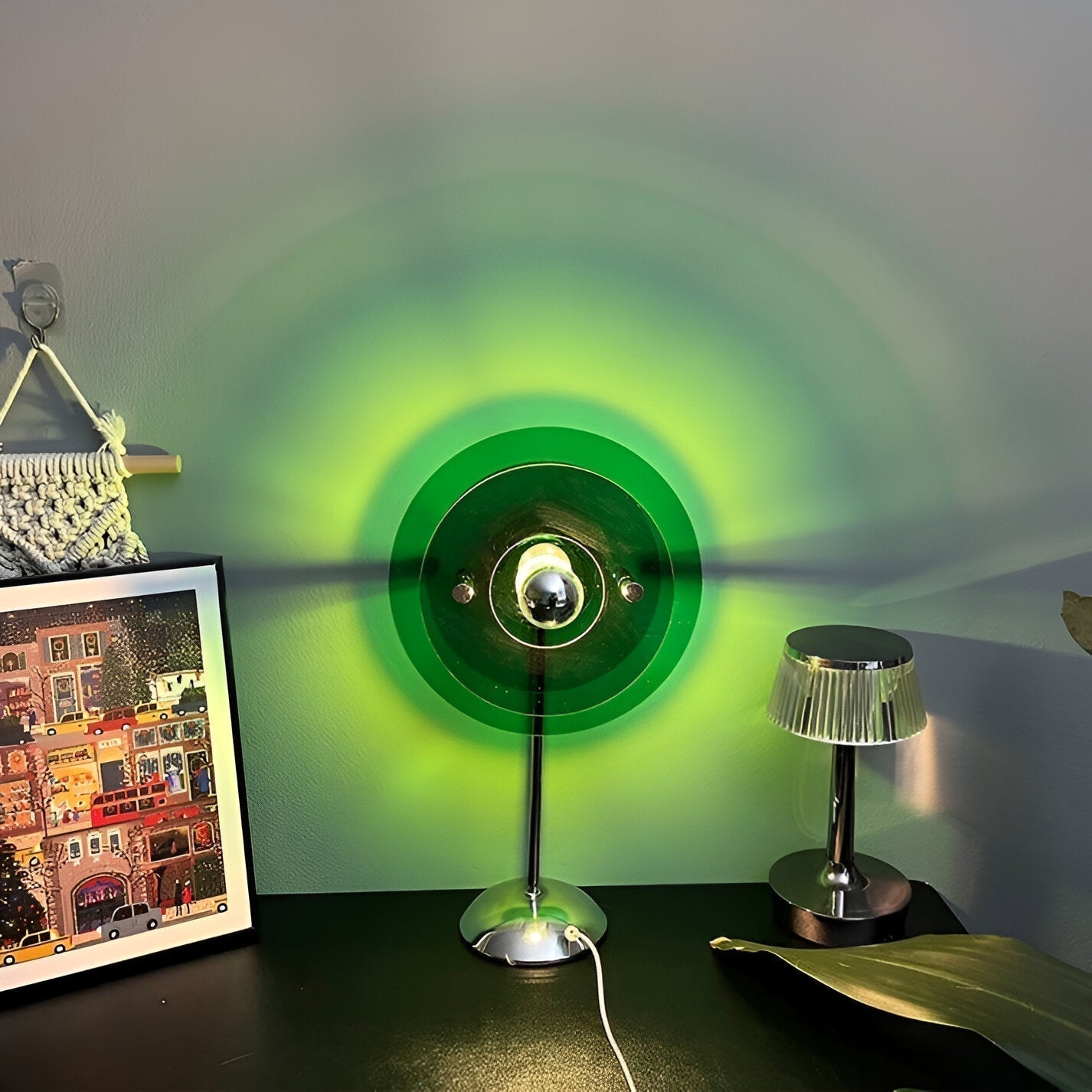 چراغ رومیزی LED مدل LumaNova Retro Disc برای میز تحریر، دراور و میز کنار تخت