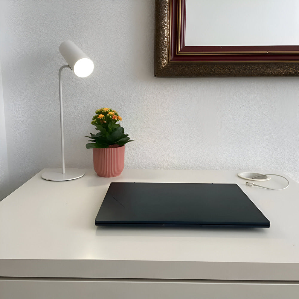 Lumenara minimalistická LED stolní lampa s nastavitelnou jasností